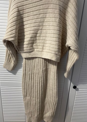 Bej Uzun Kollu Boğazlı Örgü Kadın Kazak - Görsel 3