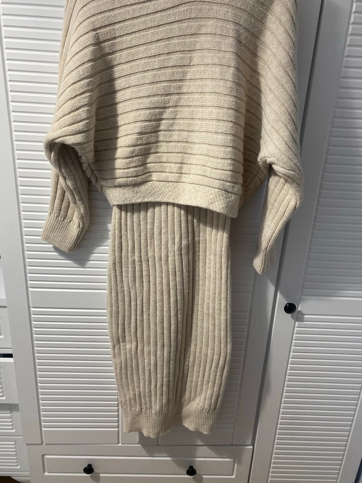 Bej Uzun Kollu Boğazlı Örgü Kadın Kazak - Görsel 2