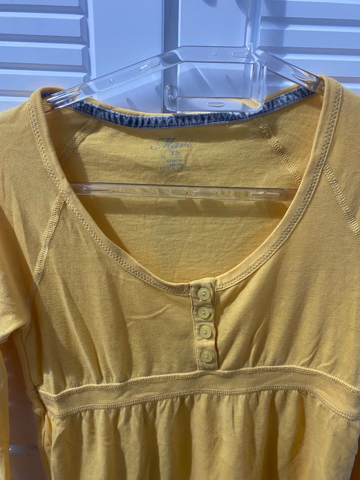Sarı Düğmeli  Bluz, Uzun Kollu, Bol Kesim - Görsel 2