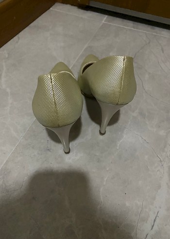 Bej Parlak Yılan Desenli Stiletto Topuklu - Görsel 3