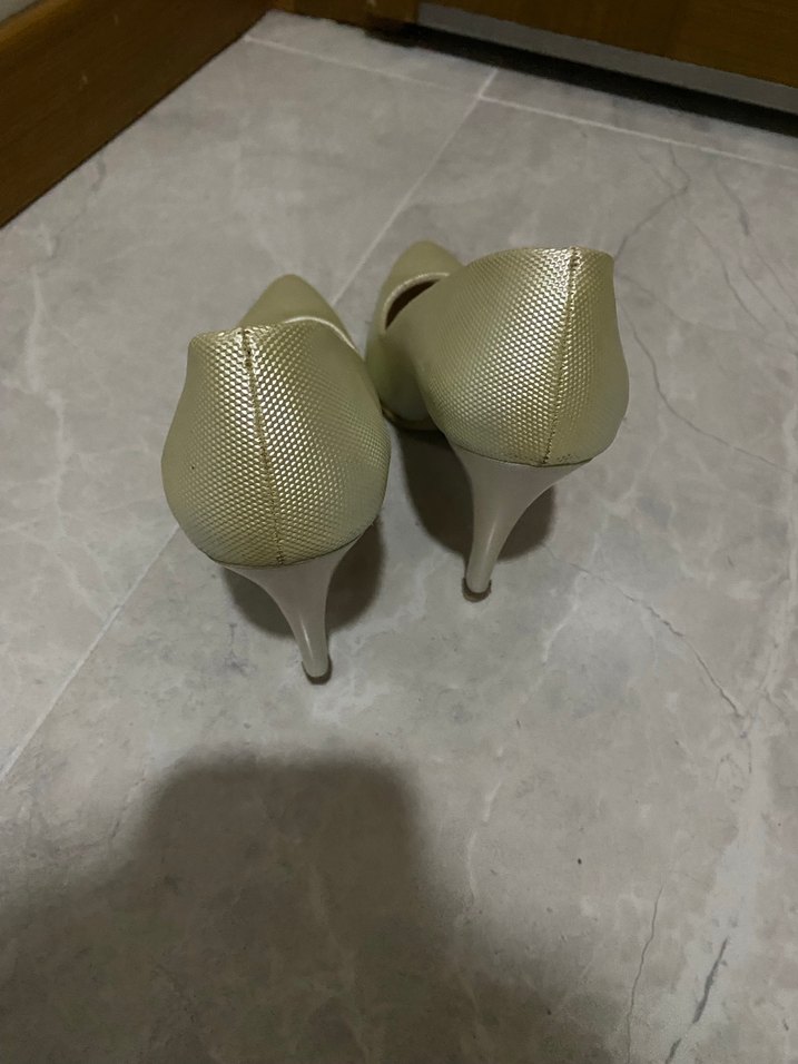 Bej Parlak Yılan Desenli Stiletto Topuklu - Görsel 3