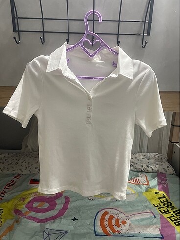 DeFacto Beyaz Polo Yaka Düğmeli Tişört ? Hiç Giyilmedi