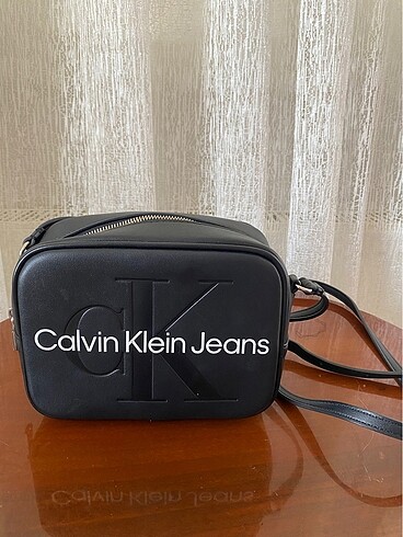 Calvin Klein çanta