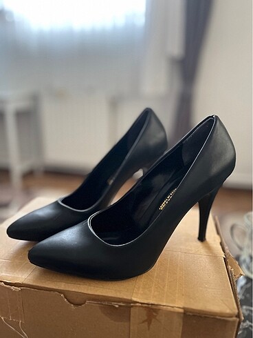 Diğer Siyah stiletto ayakkabı