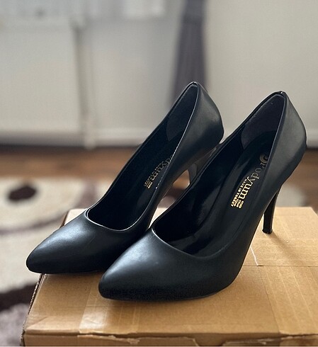 39 Beden siyah Renk Siyah stiletto ayakkabı