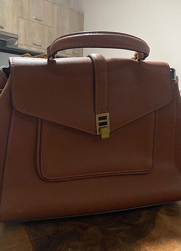 #Mango askılı çanta