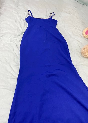 Zincir Detaylı Mavi Midi Elbise - Görsel 3