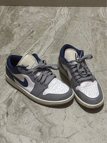 39 Beden çeşitli Renk Nike air jordan