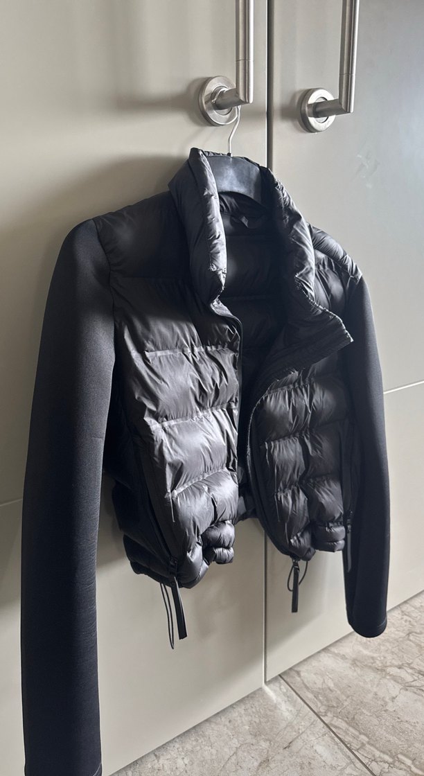 Siyah Kısa Kadın Mont, İnce Kesim, Spor Tarz - Görsel 5