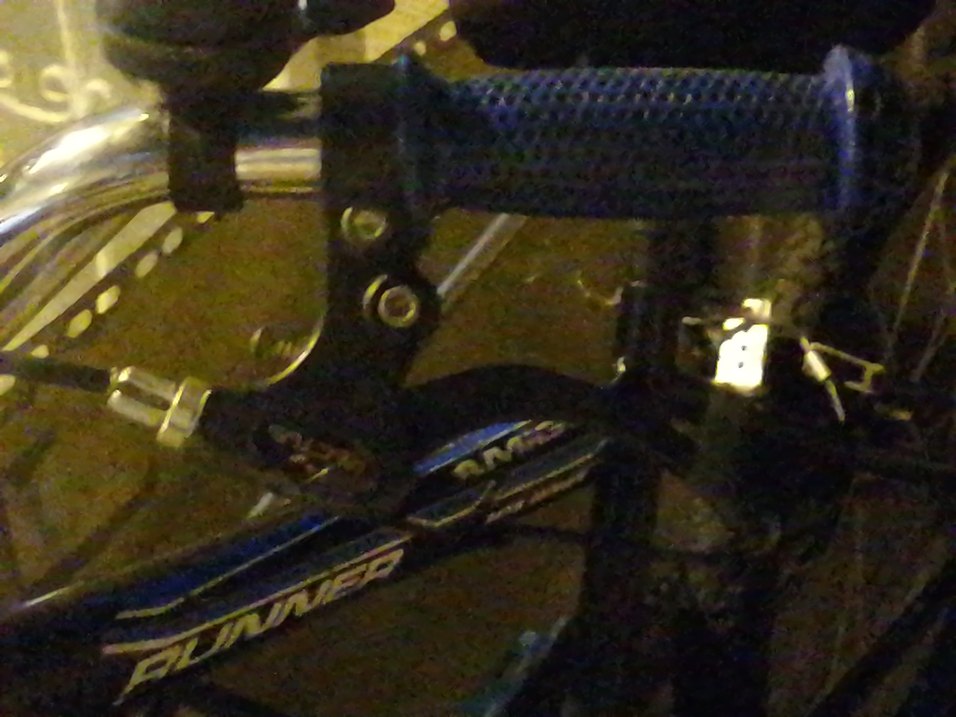 Siyah iki Tekerlekli Bisiklet - Görsel 4