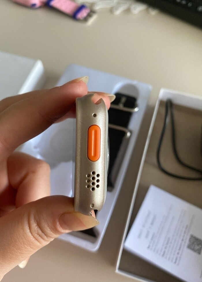 Siyah kordonlu akıllı saat - Görsel 4