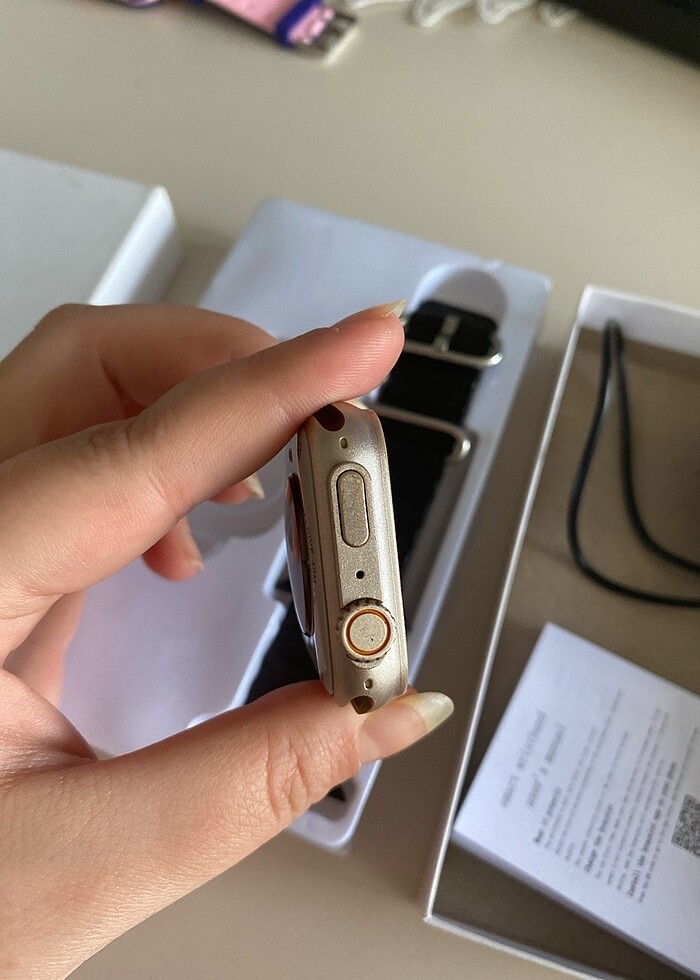 Siyah kordonlu akıllı saat - Görsel 5