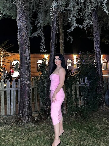 40 Beden Pembe Midi Elbise ? Barbie Esintili ve Zarif