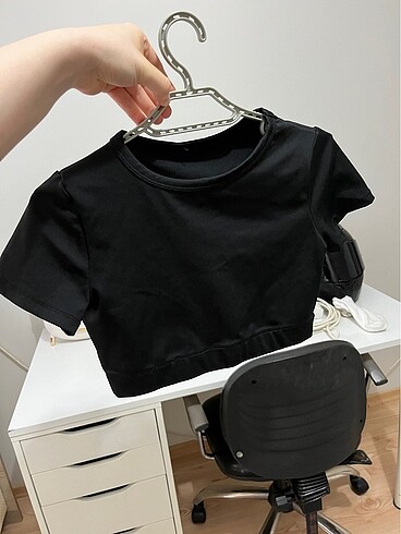 Trendyolmilla crop