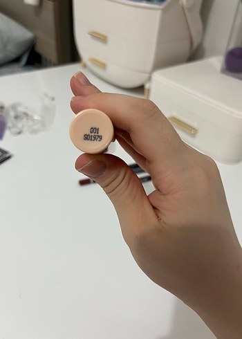 Flormar Flormar Bej Kapatıcı ve Aydınlatıcı