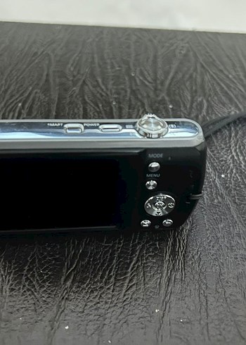 Siyah Samsung Dijital Kamera - Görsel 3