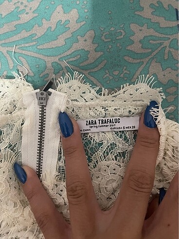 Zara Zara büstiyer
