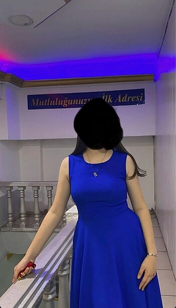 Sıfır kol elbise