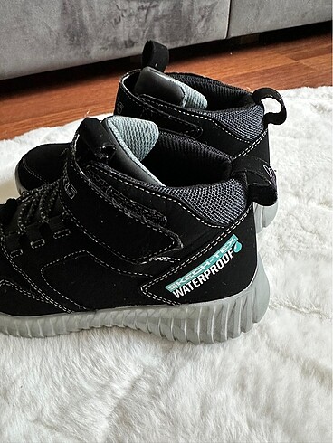 29 Beden Skechers çocuk bot