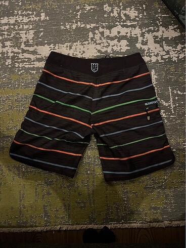 Quiksilver deniz şortu - Görsel 4