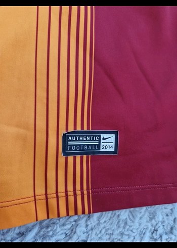 Nike Orijinal imzali 2014 Galatasaray Erkek Kırmızı Kısa Kollu Forma