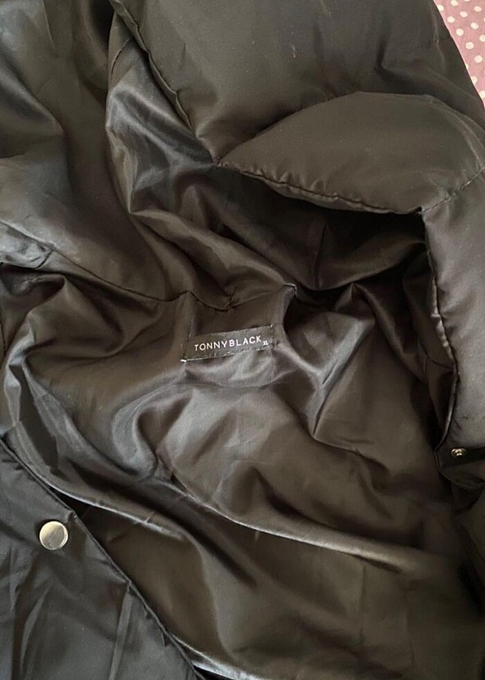 Siyah Şişme mont  - Görsel 5