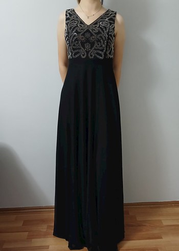 Siyah V Yaka Uzun Gotik Abiye Elbise
