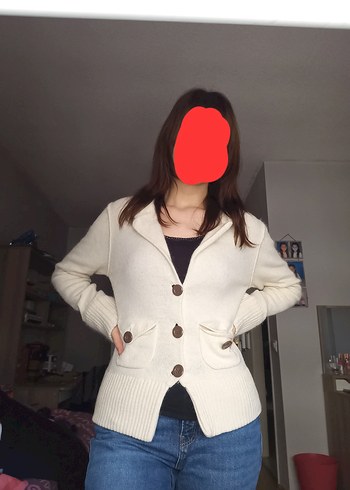 Düğmeli Beyaz Yün Hırka - Görsel 5