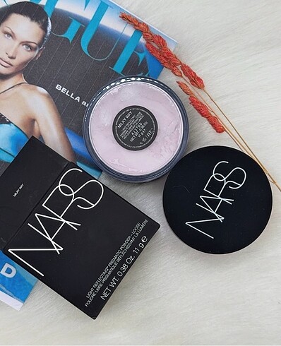 NARS TRANSPARAN PUDRA