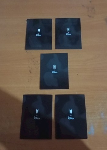 Diğer BTS kpop collectiples kartları