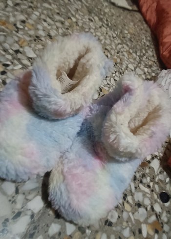 Kızlar için Pastel Renkli Bağlama Desenli Sıcak Ev Terliği