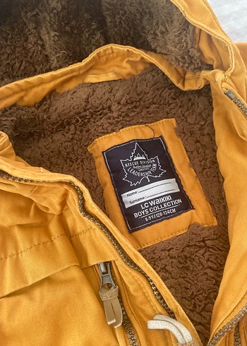 Kahverengi/koyu sarı tonlarında 8-9 yaş erkek mont - Görsel 6