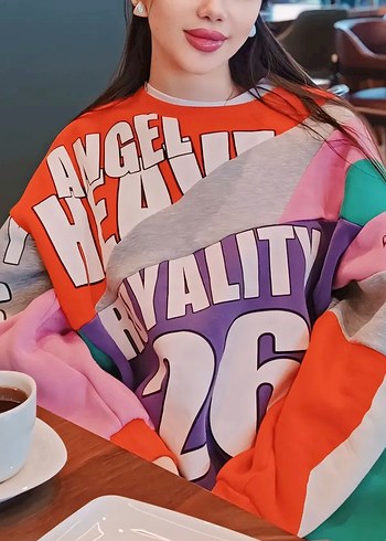 Diğer Renkli Bloklu Oversize Sweatshirt