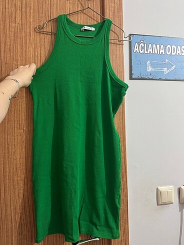 giyene göre kalıbı şekil alan elbise