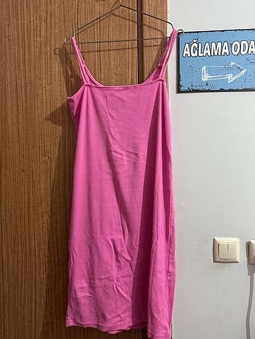 Pembe Elbise