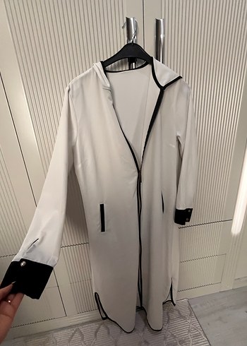 Gri Detaylı Beyaz  Ceketi - Görsel 2