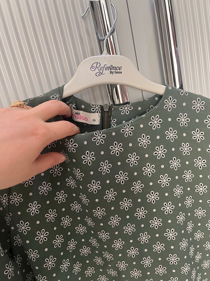 Uzun Kollu Düğmeli Yeşil tunik - Görsel 3