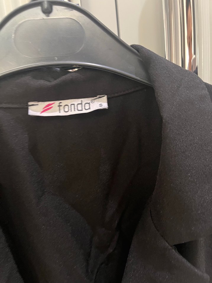 Kadın Siyah Düğmeli Kolsuz Uzun yelek - Görsel 3