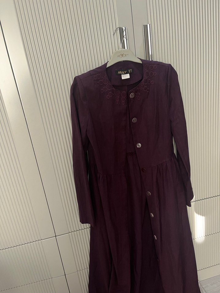 Mor Nakışlı Düğmeli Midi pardesü - Görsel 3