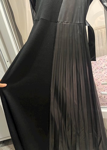 Siyah Deri Detaylı Uzun Kollu Kadın Triko Elbise - Görsel 4