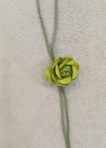 Yeşil Çiçekli Püsküllü Uzun Kadın Kolyesi - Görsel 2