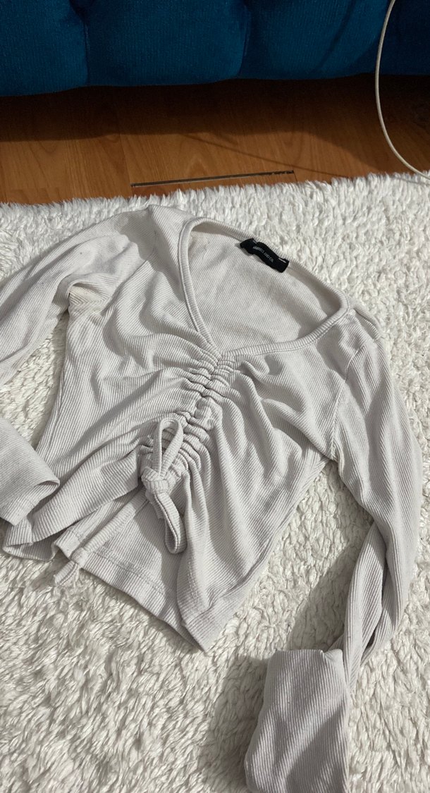 Düğmeli V Yakalı Keten Kadın Bluz - Görsel 2