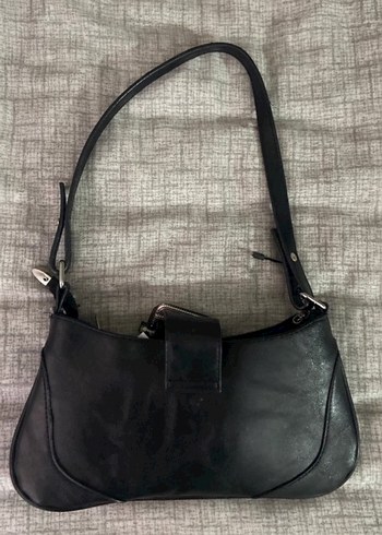 Siyah Deri Tokalı Kadın Çantası - Görsel 2