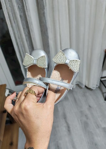 İnci Detaylı Gri Kız Çocuk Babet - Görsel 3