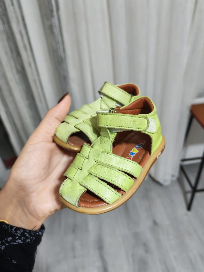 Kız Çocuk Yeşil Tokalı Sandalet - Görsel 2