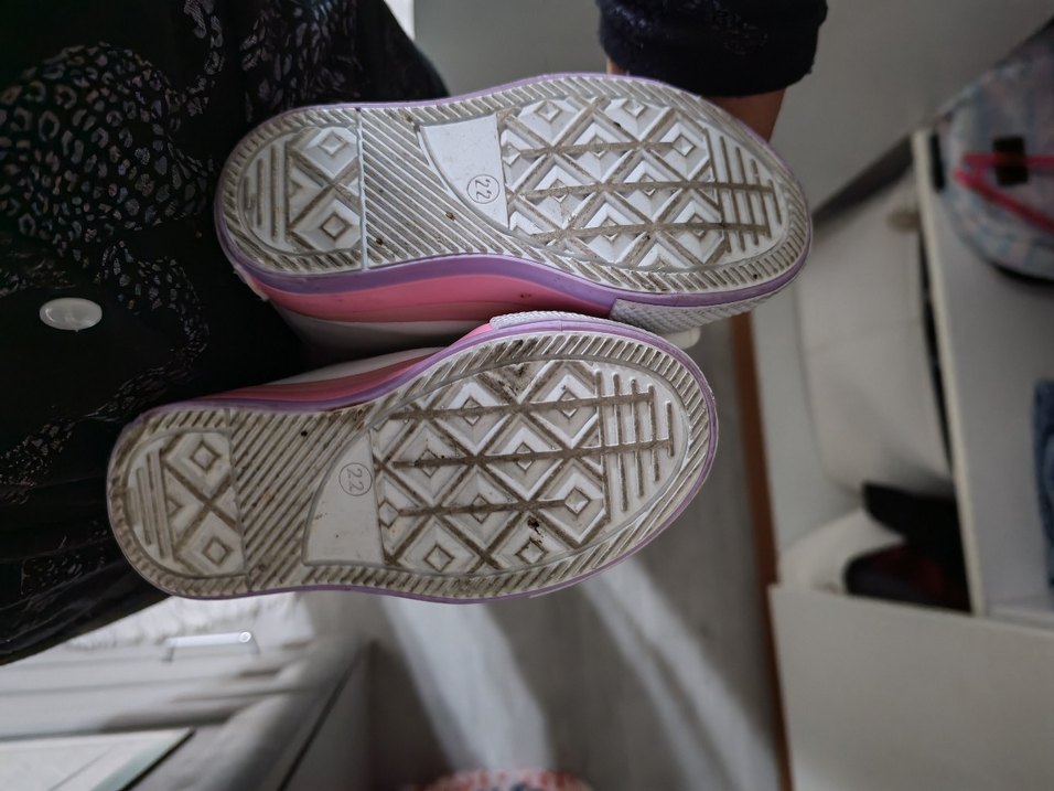 Kız Çocuk Beyaz Bağcıklı Kürklü Bot - Görsel 3