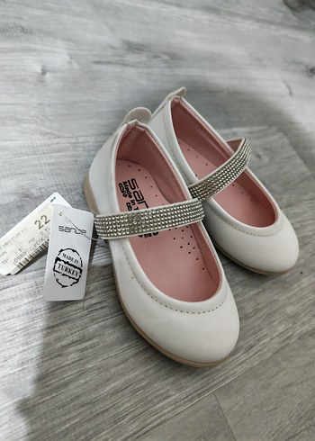 Beyaz Tokalı Kız Çocuk Babet sanbe - Görsel 2