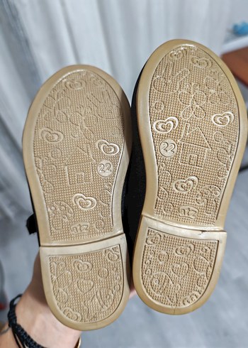 Kız Çocuk Siyah Kalp Tokalı Babet Ayakkabı - Görsel 3