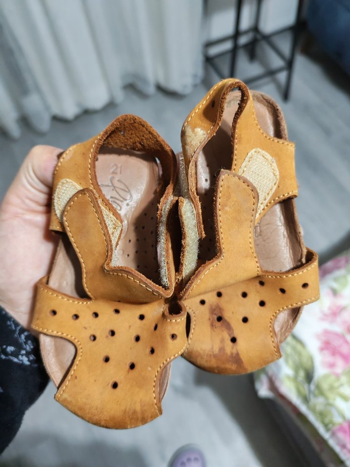 Bej Deri Tokalı  Çocuk Terlik sandalet - Görsel 2