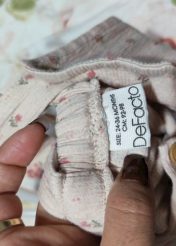 Kız Çocuk Bej Nakışlı Fırfırlı Elbise - Görsel 3